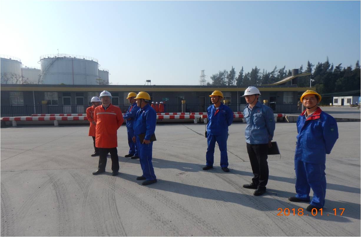 2018年1月17日，股份公司董事長曾一平對新源茂名油庫進(jìn)行節(jié)前安全大檢查.jpg